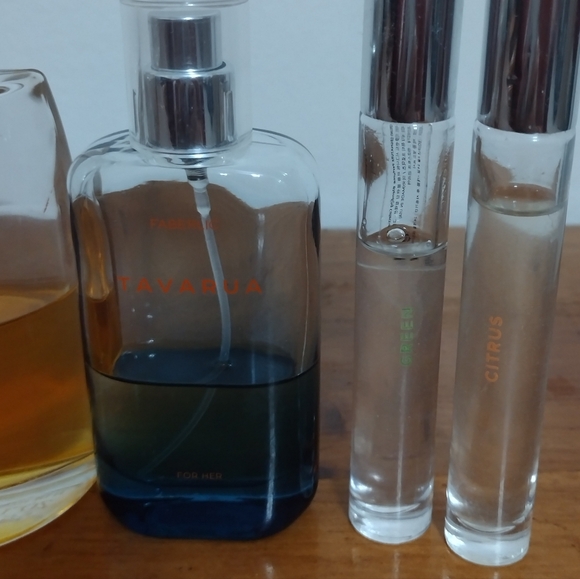 Assorted Perfume Bundle - Picture 4 of 12